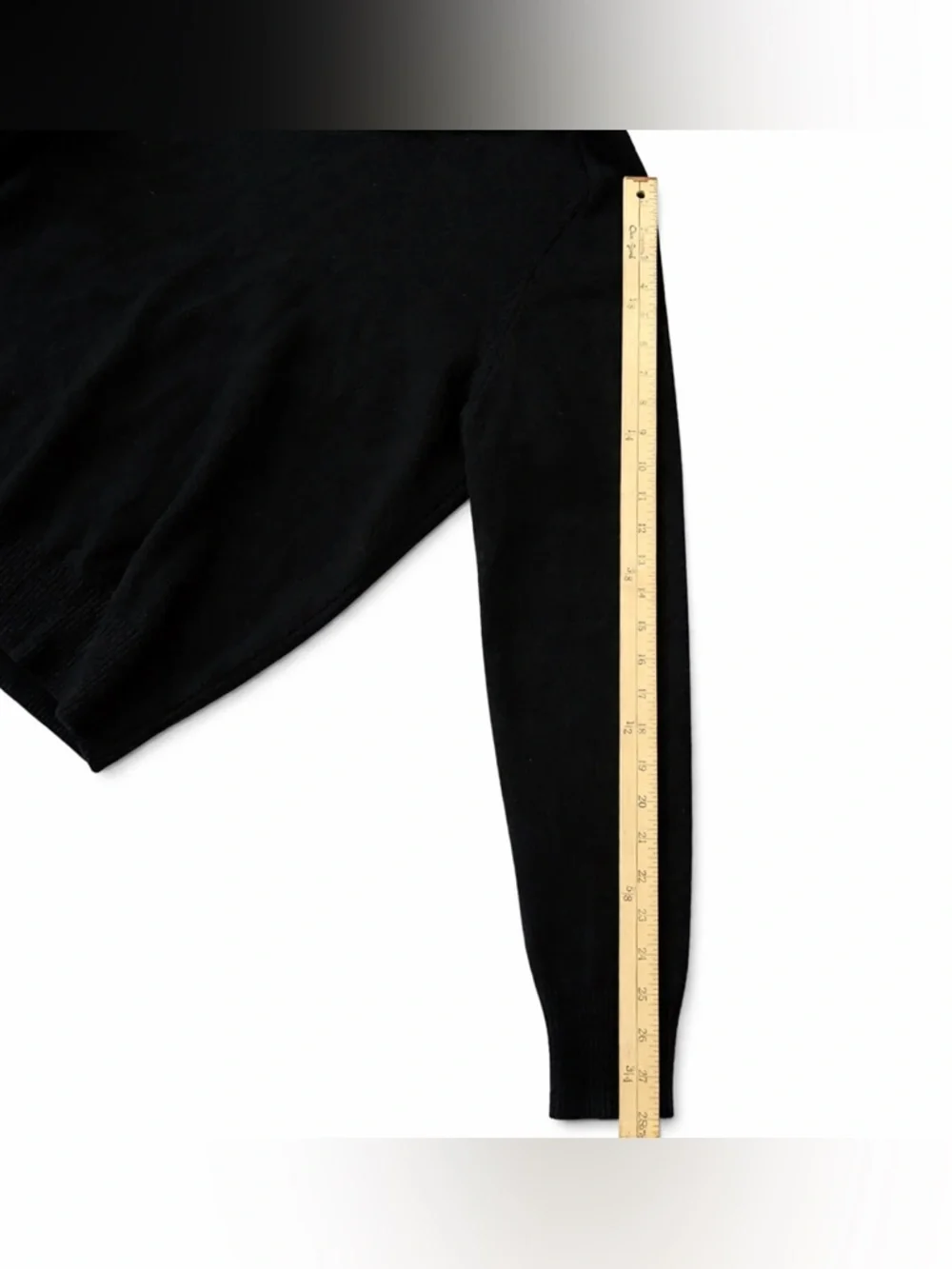J.Crew Black 100% Lambswool Sweater Size M Slim Fit (Fits Small) V-Neck Classic
